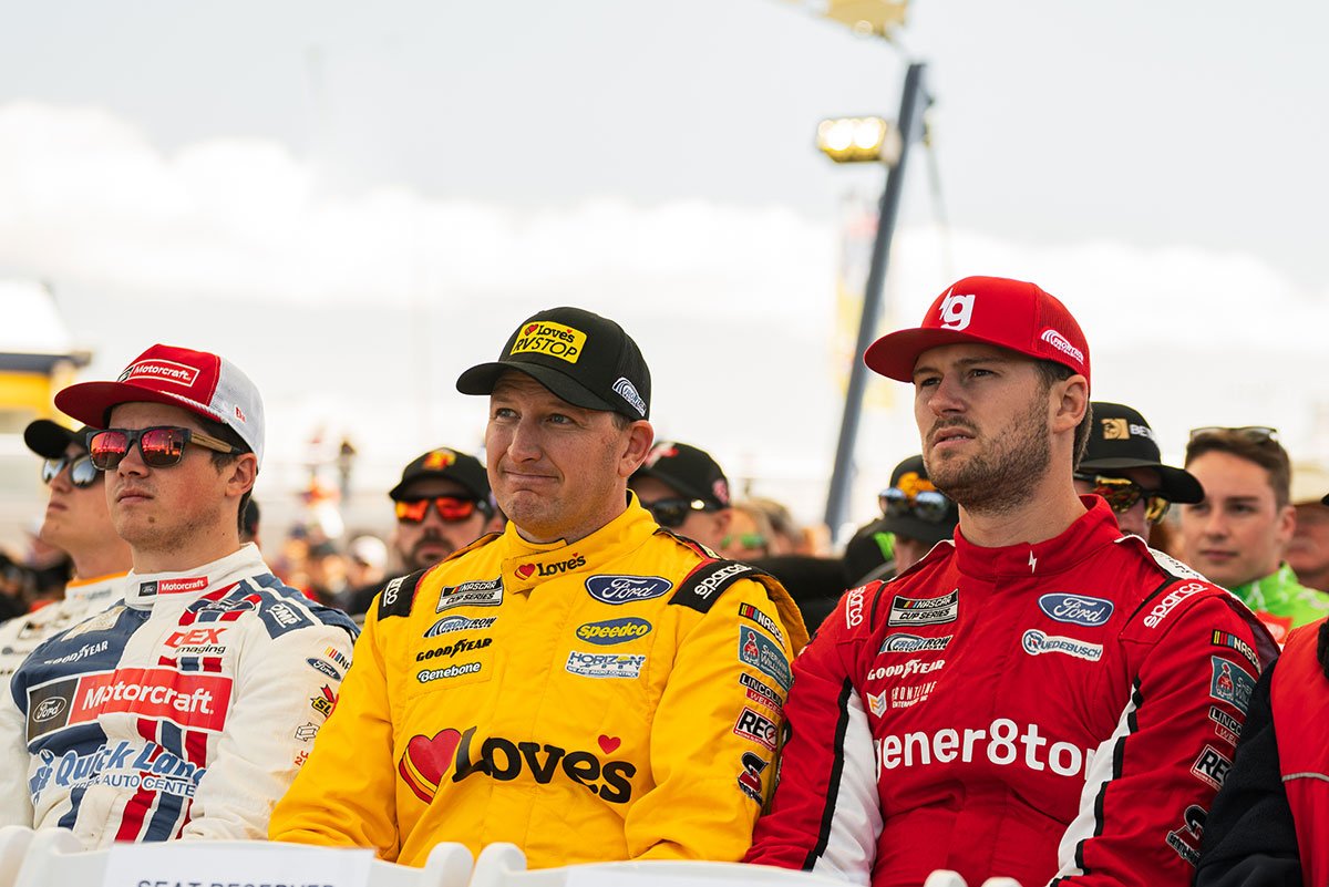 nascar race las vegas motor speedway