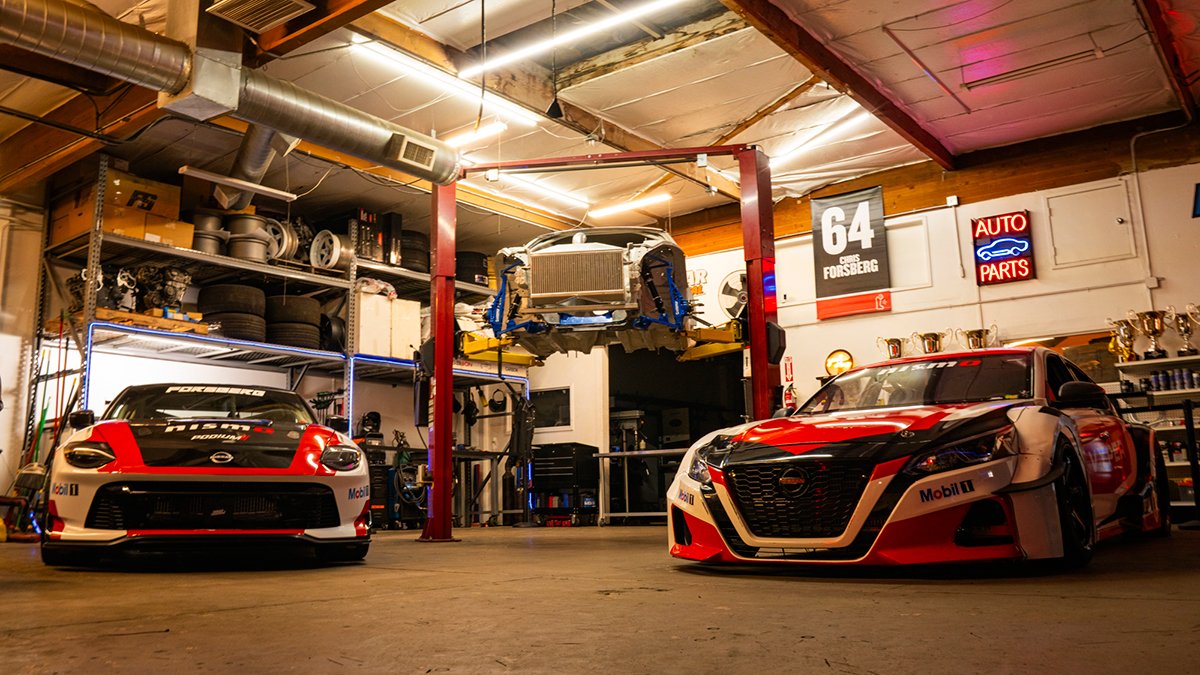 Driftmas Toy Drive
Presented by The Meet Worldwide
Hosted by Formula Drift Champion Chris Forsberg