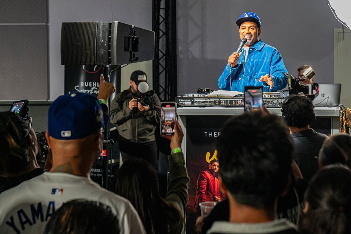 LA Auto Show - Mike Epps