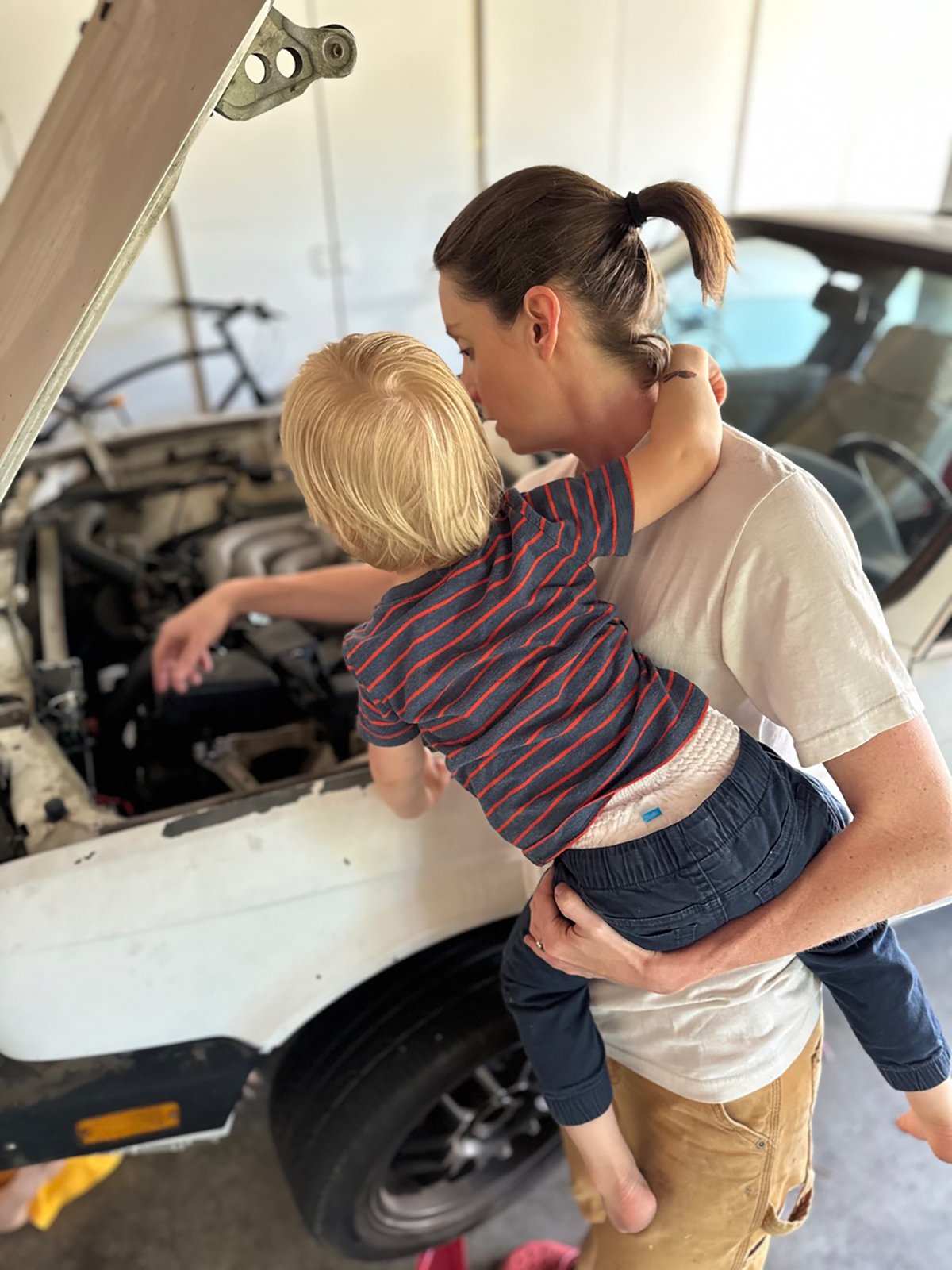 kelly-conroy-your-mom-races-rally