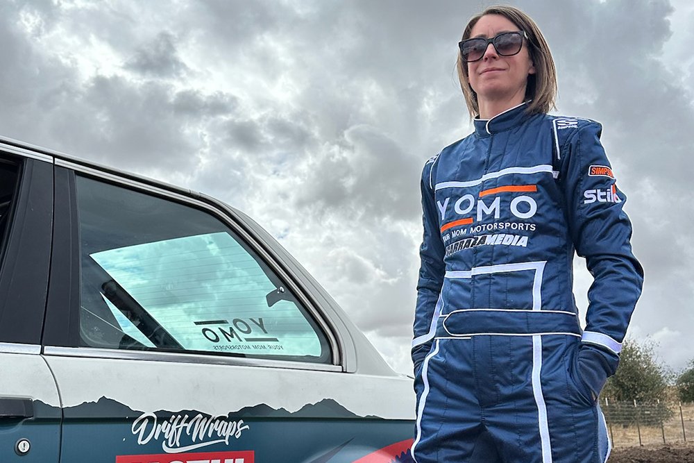 kelly-conroy-your-mom-races-rally